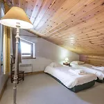 Duplex De Standing Au Pied Des Pistes Avec Grand Balcon, Expo Sud/ouest, Parking Inclus - Fr-1-694-169